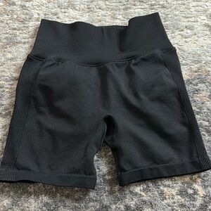 pchee bum shorts